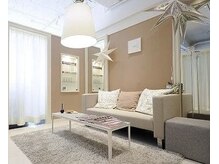 Nail Salon Ape 表参道【アペ】[ワンカラー/フレンチ/マグネット]の雰囲気（表参道/表参道駅/マグネット/ワンカラー/フレンチ/フットネイル）