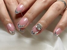 サロンドフォーエイチ(salon de 4H)/輝くガラスフレンチ☆ラメネイル