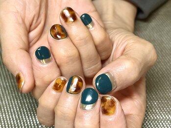 アンドミーネイル 蒲田(&me.nail)/べっ甲 ミラーフレンチ グリーン