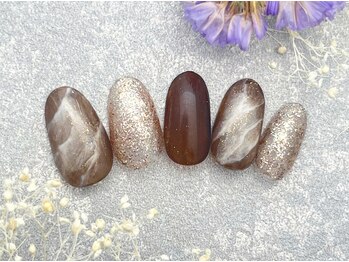 ビオトーププラス 銀座7丁目店(bio tope+)/ニュアンスネイル銀座フィルイン