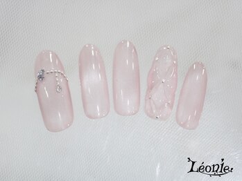 レオニー(Leonie)/マグネットキルティングデザイン