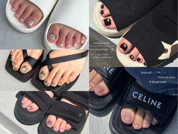 ビースタジオブランジュ(B STUDIO blange)の写真/夏のフットネイル☆サンダルに似合うトレンドデザイン多数ご用意しております!見る度気分が上がる足元へ♪
