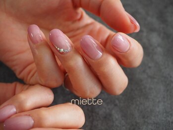 ミエット(miette)/品の良い指先