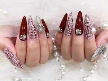 ネイルサロン キュラソー(Curacao)の写真/キラキラ盛ネイルもお任せ♪【ジェルチップ長さ出し★フリーアートシンプル ¥13800～/ゴージャス ¥17500】