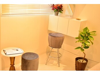 ディアサロン 横浜店(Diasalon)/待ち合い室