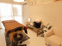 モア(more.)の雰囲気（友だちの家に来たかのような、力が抜ける空間づくり）