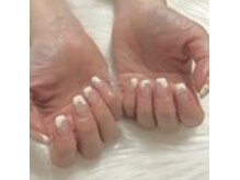 シンプルでも手元がきれいに見える仕上がり◎