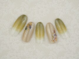 くすみフラワーネイル