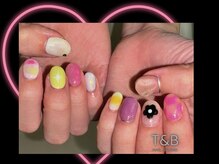 お持ち込み、おまかせetc..ご相談しながらネイルができます●