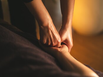 アットヴェール(@Vert)/痛気持ちいいハンドケア＊