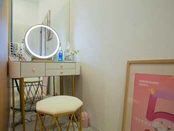 オプレア 千種店(OPREA)/【店内環境】化粧ルーム