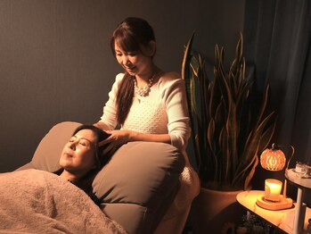 ヤスコルーム(835.room)の写真/＼ドライヘッドスパ60分¥5000／頭がふわっと軽くなる極上の癒し☆不眠改善にオススメ♪