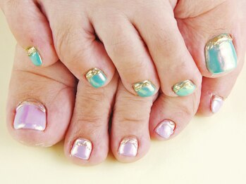 フラッシュネイル SORIO宝塚店/フット☆デザインコ-ス