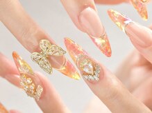 ネイルサロンラグジュアリー 梅田店(LUXURY)/カクテルフレンチ×バタフライ