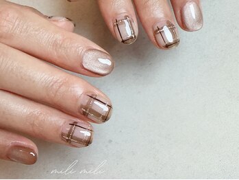 ミリ ミリ(mili mili)/チェックネイル