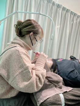 アイス(EYELASH&EYEBROW I,s)の写真/人気の秘密は【丁寧な接客と高い技術力！】初めての方にもオススメ♪丁寧えなカウンセリングでお悩み解決◎
