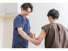 高田馬場名倉堂鍼灸接骨院/手・肘関節整体