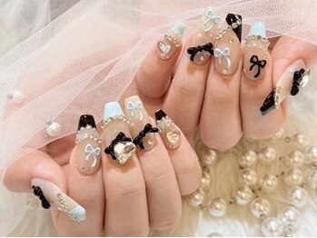 ネイルサロン キュラソー(Curacao)の写真/【フリーアートシンプル★90分 ¥8800/ゴージャス★135分 ¥12500】デザインのボリュームで価格を選べる♪