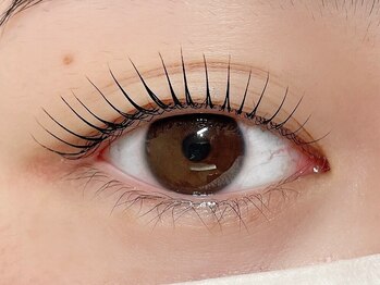 レム 青木島(REM)の写真/根本と毛先にこだわった技術で美しいまつげを長く楽しめる☆気になるまつ毛のダメージを解消◎