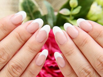 健康美爪 ネイルアンドアイラッシュ/上品フレンチ