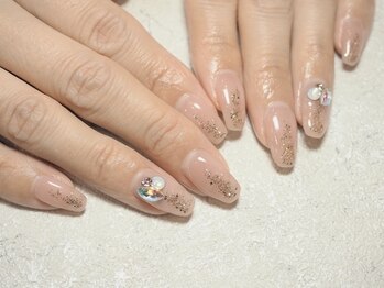 B's amor 大府店 Nail design