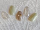 グリーンカラーで爽やかネイル