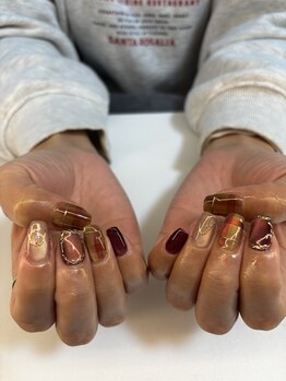 エイトドットネイル(8.nail)/