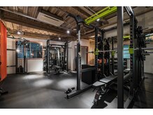 トキエル(TOKIEL)/高級感あるトレーニング空間No1