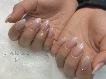 エムドット(M.)の写真/シンプルな種類が豊富【ご新規様/ワンカラ-orグラデ-ション¥4,000】ミラ-/オ-ロラ/カラ-追加もお任せ◎