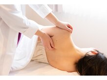 アンジェリカ(Angelica)/顔と体の連動も影響！たるみケア