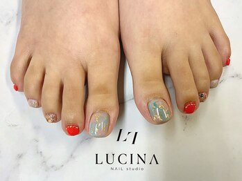 ネイルスタジオ ルキナ(LUCINA)/T-132 持ち込みニュアンスネイル