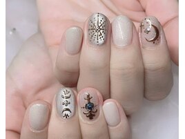 【ジュエリー】大人気の月アート