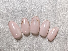 8500円コース　上品ネイル
