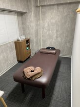 全力ストレッチ 北梅田店/全力ストレッチ北梅田店施術室1