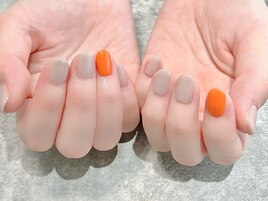 greige×orange.