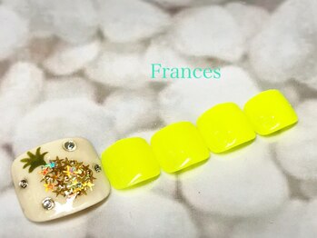 フランセス(Frances)/キラキラパイナップルネイル