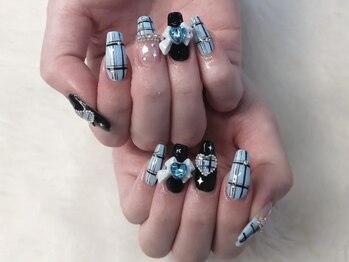 ティアラネイル(TIARA NAIL)/スカルプベース自由¥13000