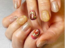 お正月ネイル。フラッシュでキラキラ感抜群です♪