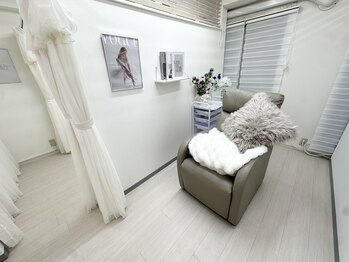 アマンズアイ 代々木公園店(amans eye)/施術室1