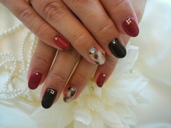 ウィズ フェリーク/秋色塗りかけタイダイネイル