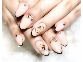 大人バーチャルフレンチネイル