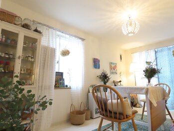 アヌクローシャ/カウンセリング・ルーム