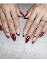 ラグネル(Luxnal)/大人うねうねネイル