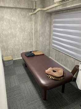 全力ストレッチ 北梅田店/全力ストレッチ北梅田店施術室2