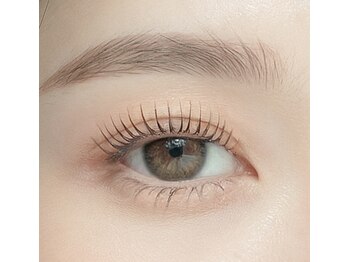 エクラ(ECLAT)の写真/《眉＆まつげset好評♪》地まつげを立ち上げてナチュラル上品なぱっちりeye眉メイクプランも毎朝の時短に◎