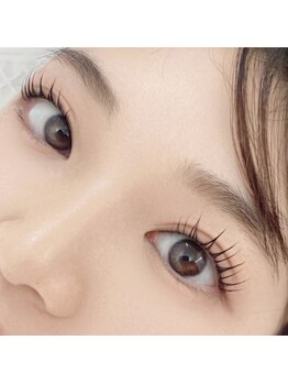 アイグロス(Eye Gloss)の写真/【垢抜け＊くるんとまつ毛】パリジェンヌもお得に通える♪根本からパッチリ立ち上げたい方にオススメ◎