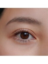 アイラッシュ ティル(eyelash till)/眉毛/上パーマ/下エクステ