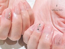 ワールド ビューティ ヴィヴァルト 宝塚店(WORLD BEAUTY VIVALTO)/グラデーション/上品ネイル