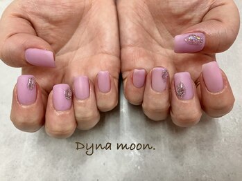 ダイナ ムーン(Dyna moon.)/マットネイル