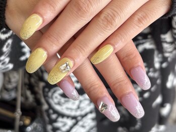 ベレッツァ 折尾店(Bellezza)/春カラーネイル☆